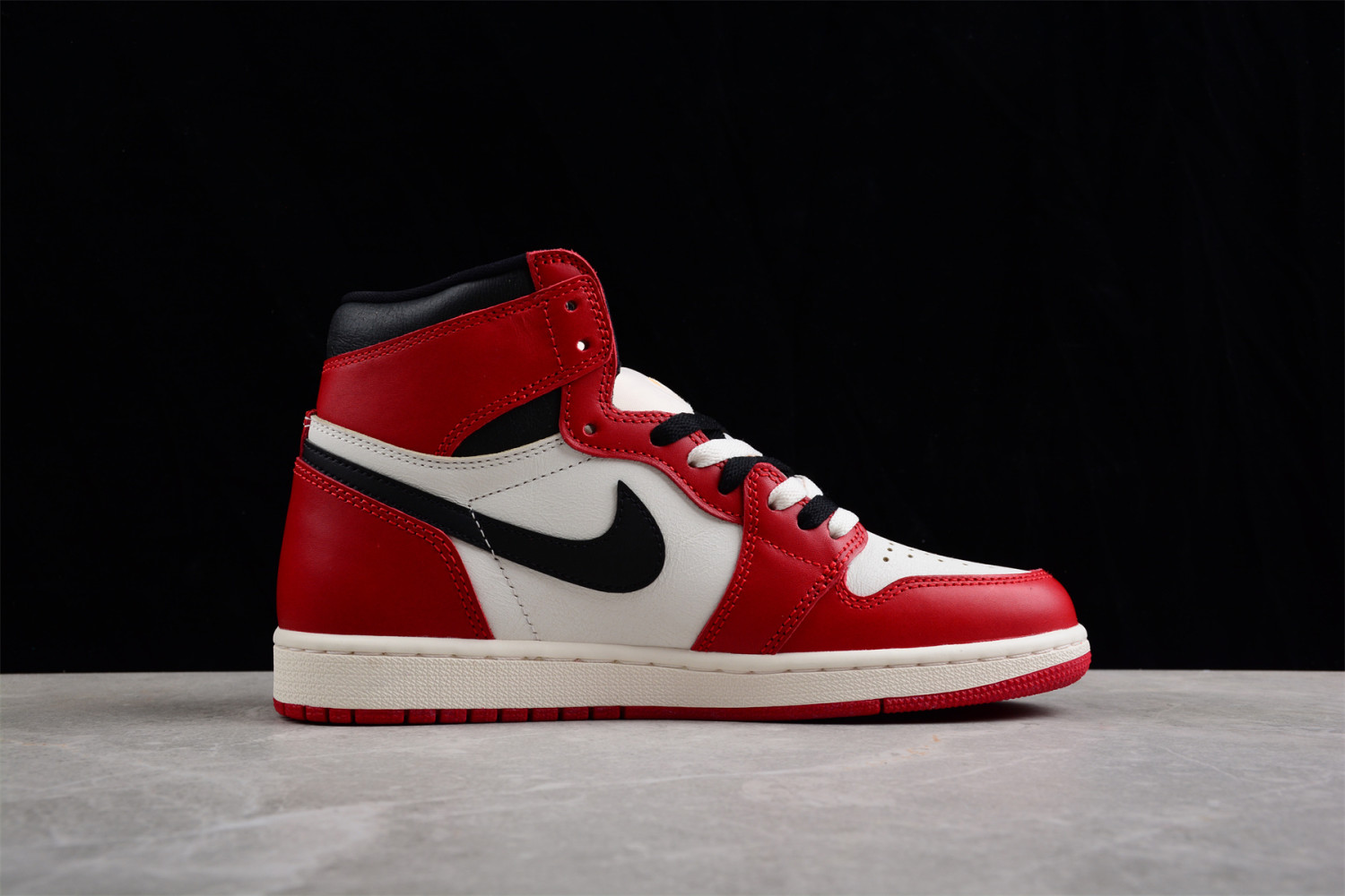 Jordan 1 Retro High OG Chicago Lost and Found DZ5485-612