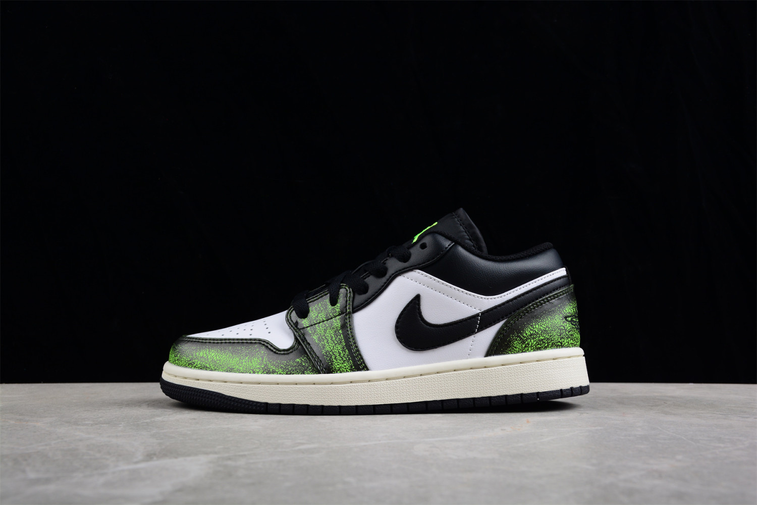 Jordan 1 Low Wear Away Electric Green (GS) DO8244-003