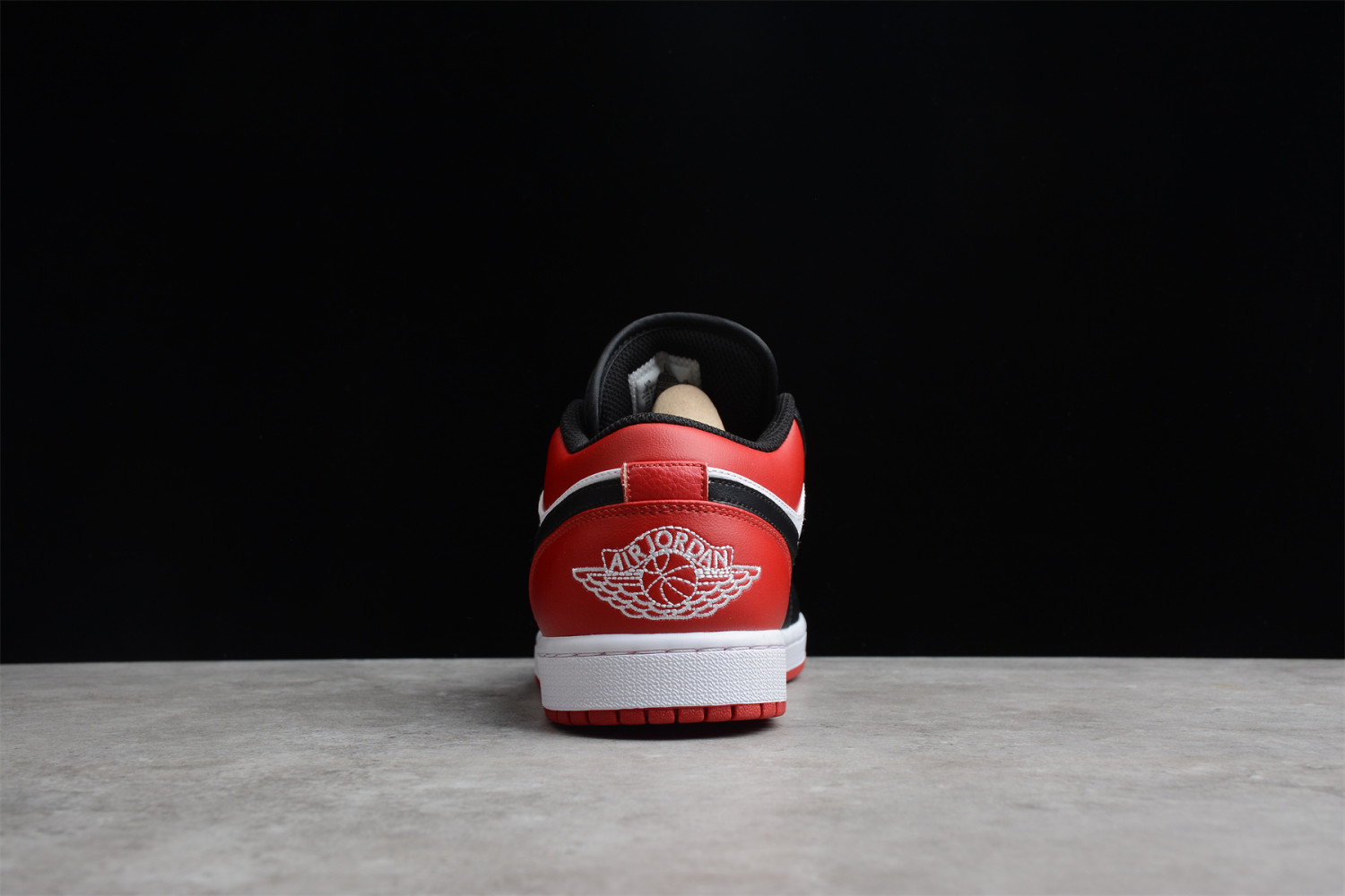 Jordan 1 Low Bred Toe 553558-612