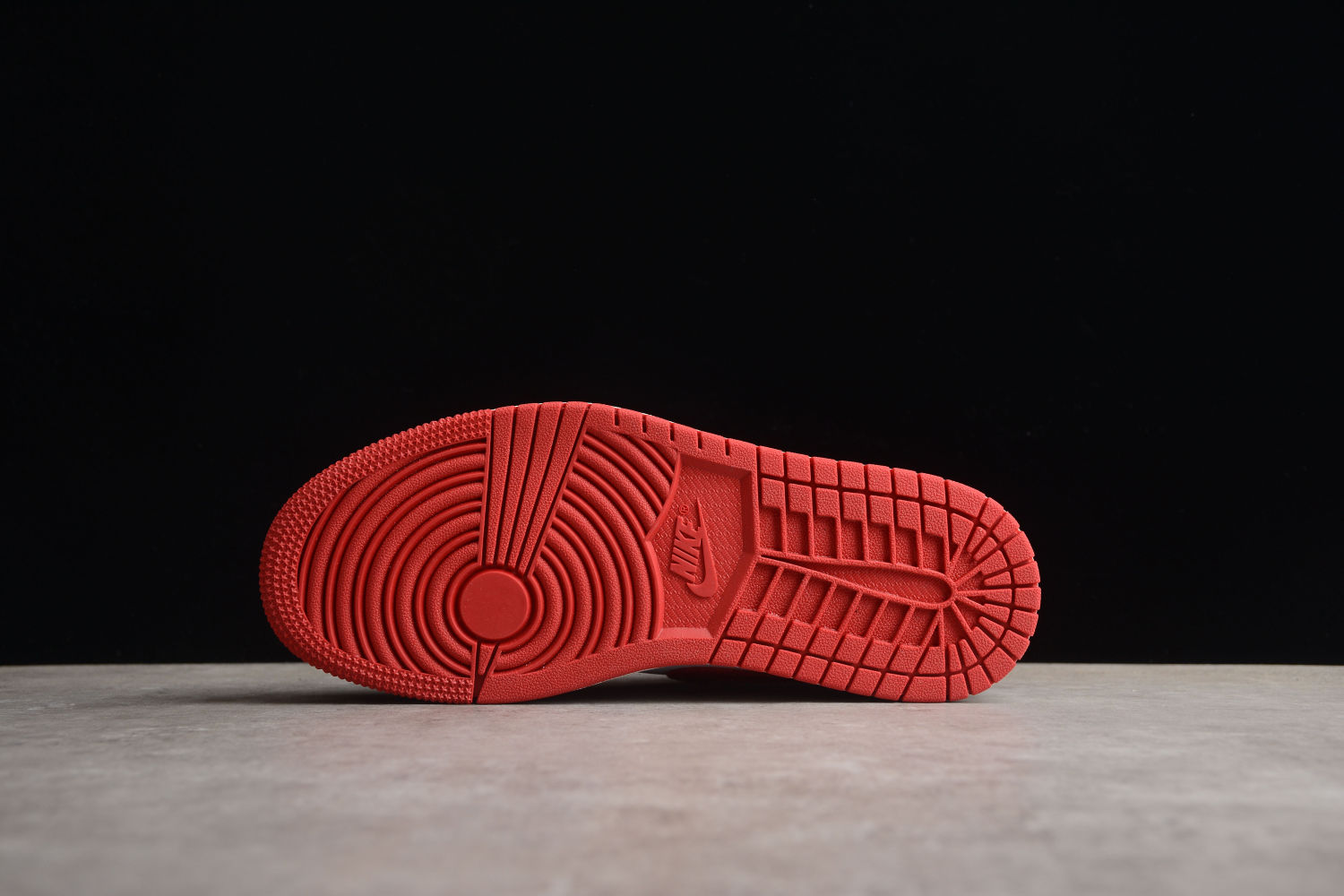 Jordan 1 Low Reverse Black Toe (W)  DC0774-160