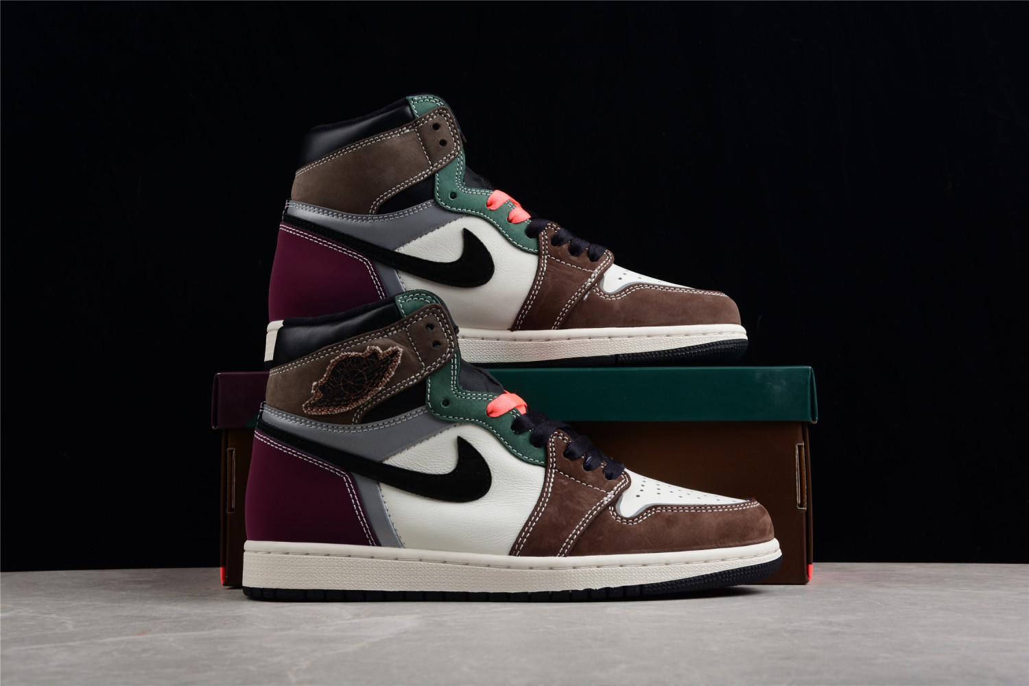 Jordan 1 Retro High OG Hand Crafted DH3097-001