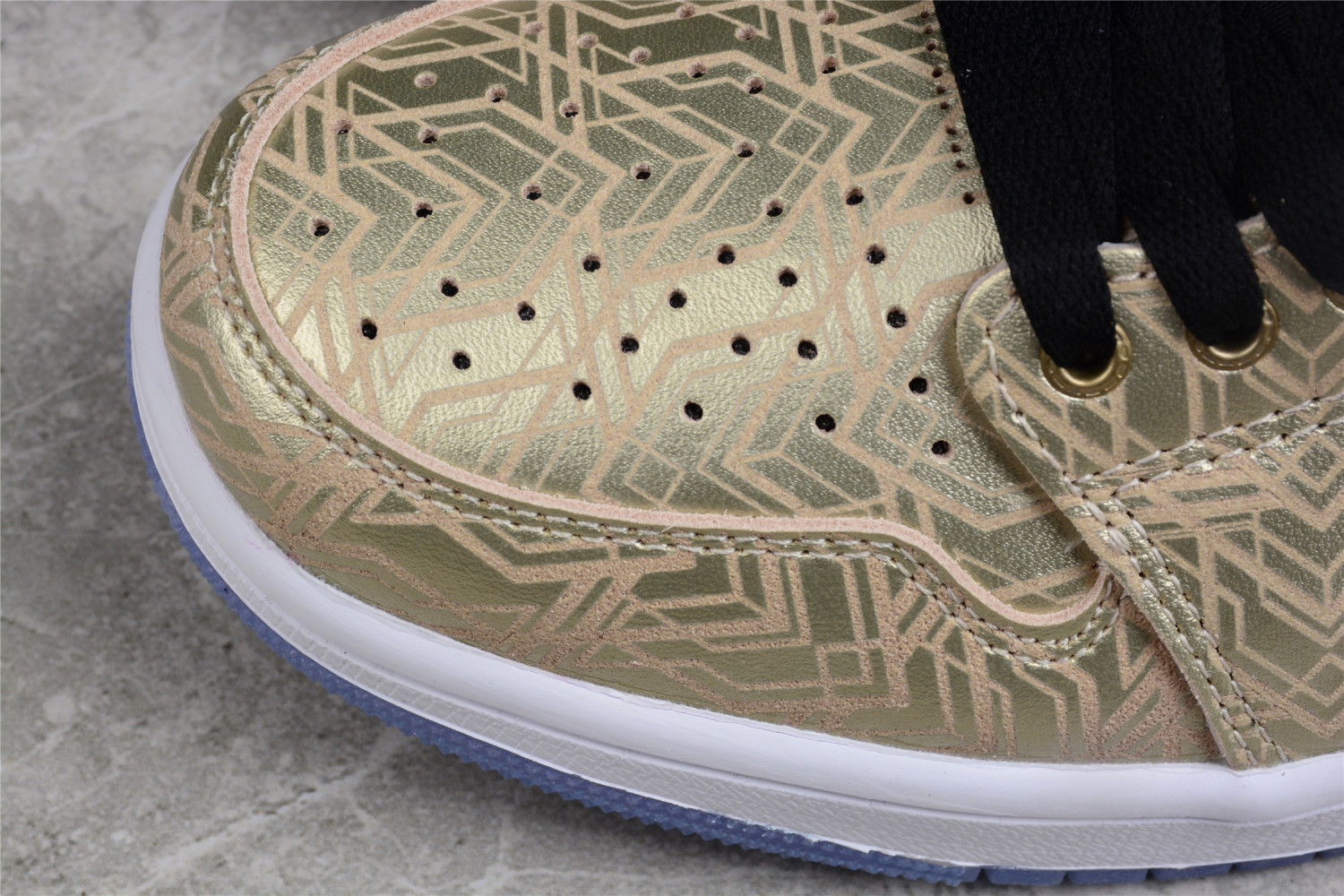 Jordan 1 High Zoom Air CMFT Gold Laser DQ0659-700