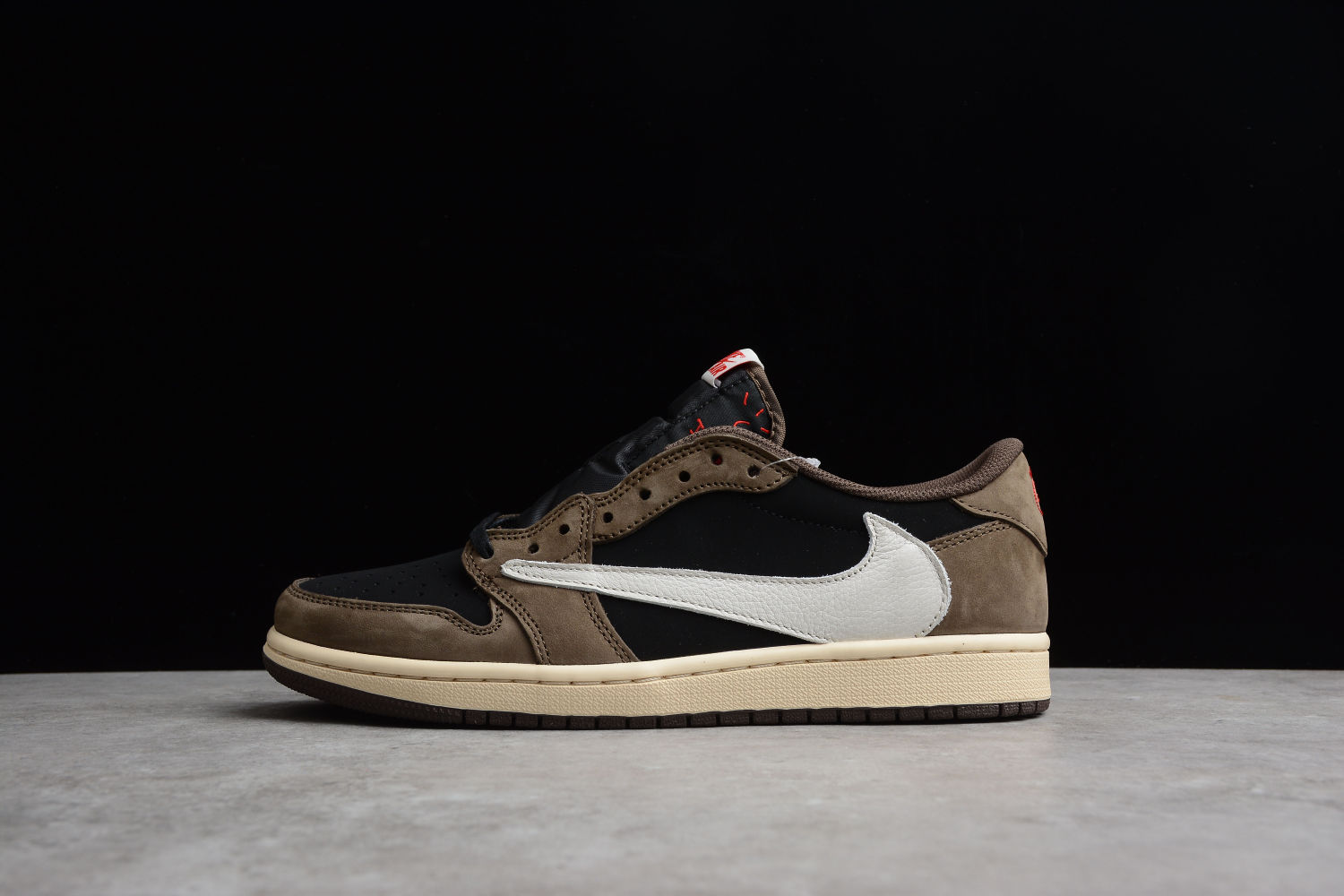 Jordan 1 Retro Low OG SP Travis Scott CQ4277-001