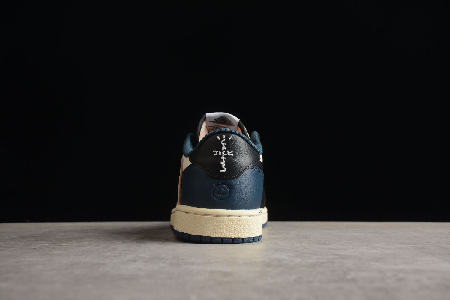 Jordan 1 Retro Low OG SP Travis Scott Reverse Mocha DM7866-162