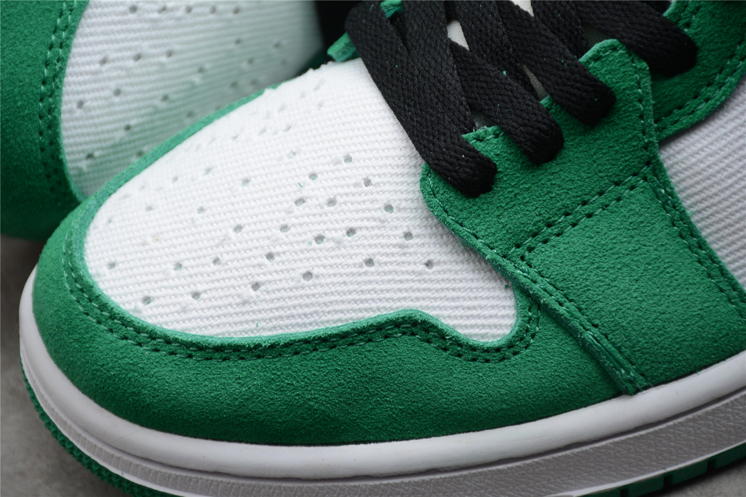 Jordan 1 High Zoom Air CMFT Stadium Green CT0978-300