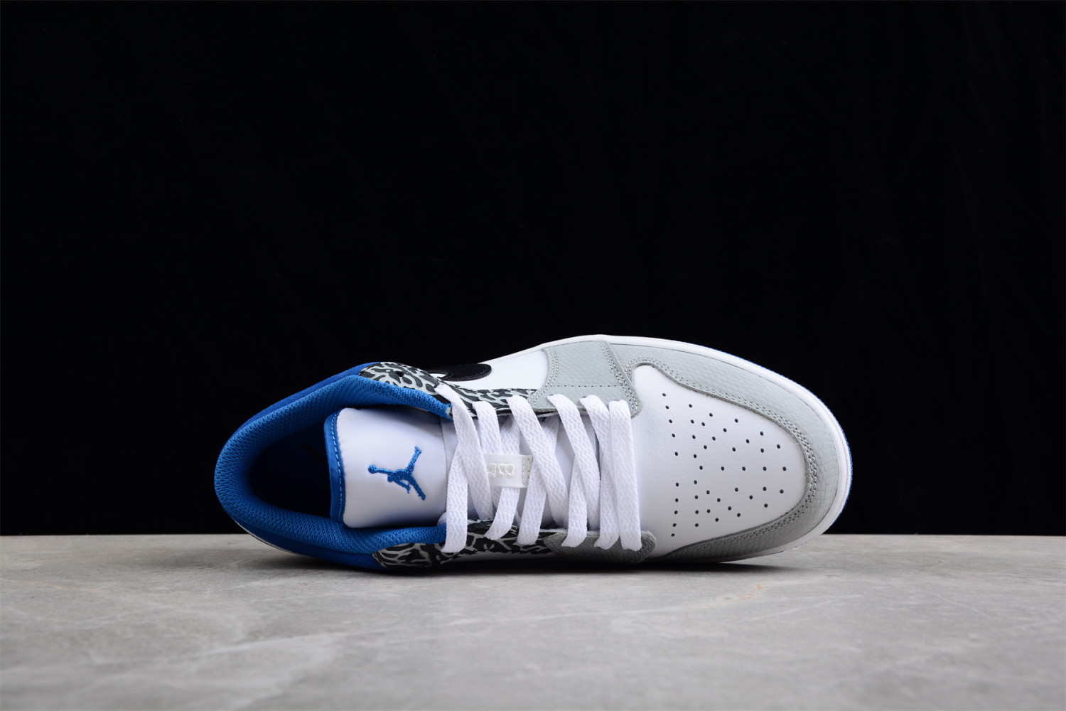 Jordan 1 Low SE True Blue DM1199-140