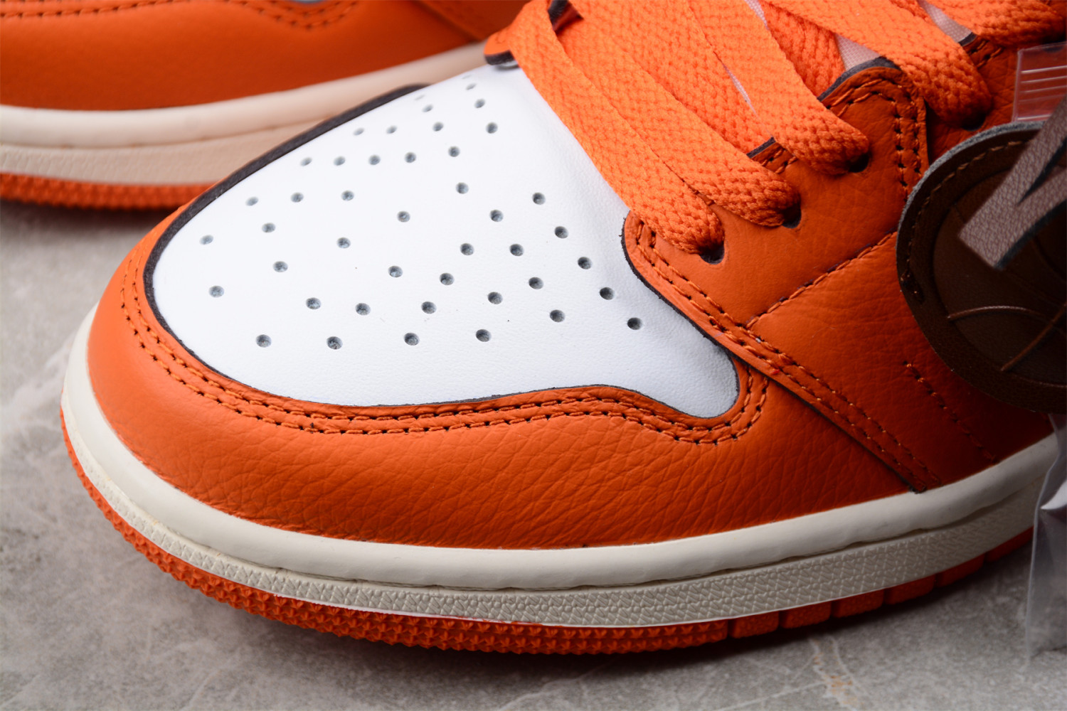 Jordan 1 Retro High OG Starfish (W) DO9369-101