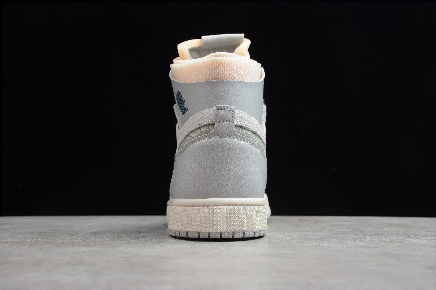 Jordan 1 High Zoom Air CMFT London DH4268-001