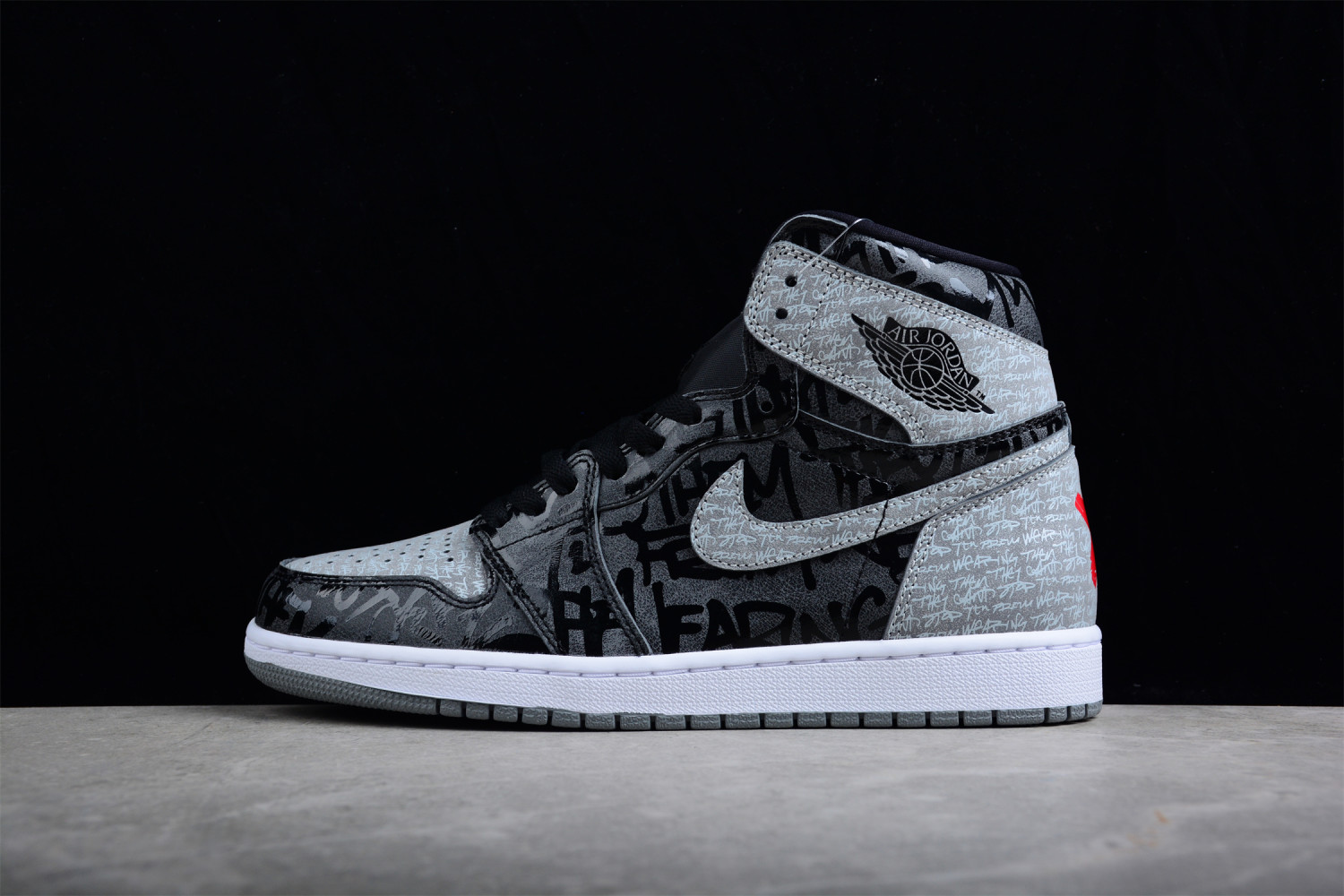 Jordan 1 Retro High OG Rebellionaire 555088-036