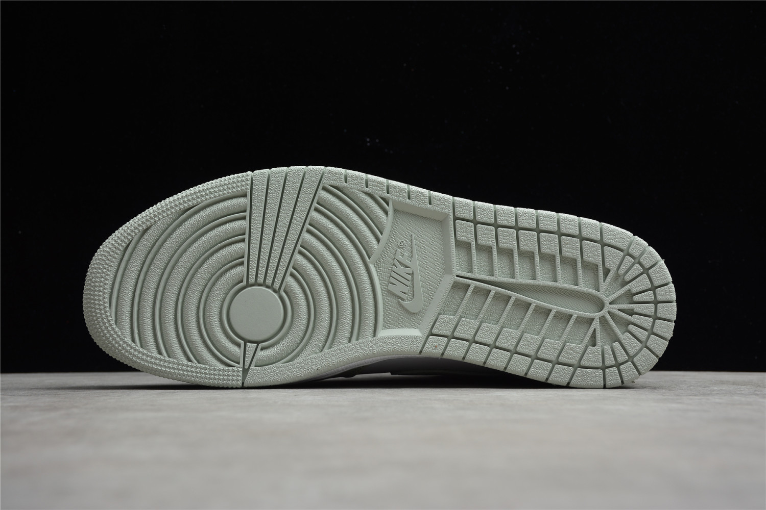 Jordan 1 Retro High OG Seafoam (W) CD0461-002