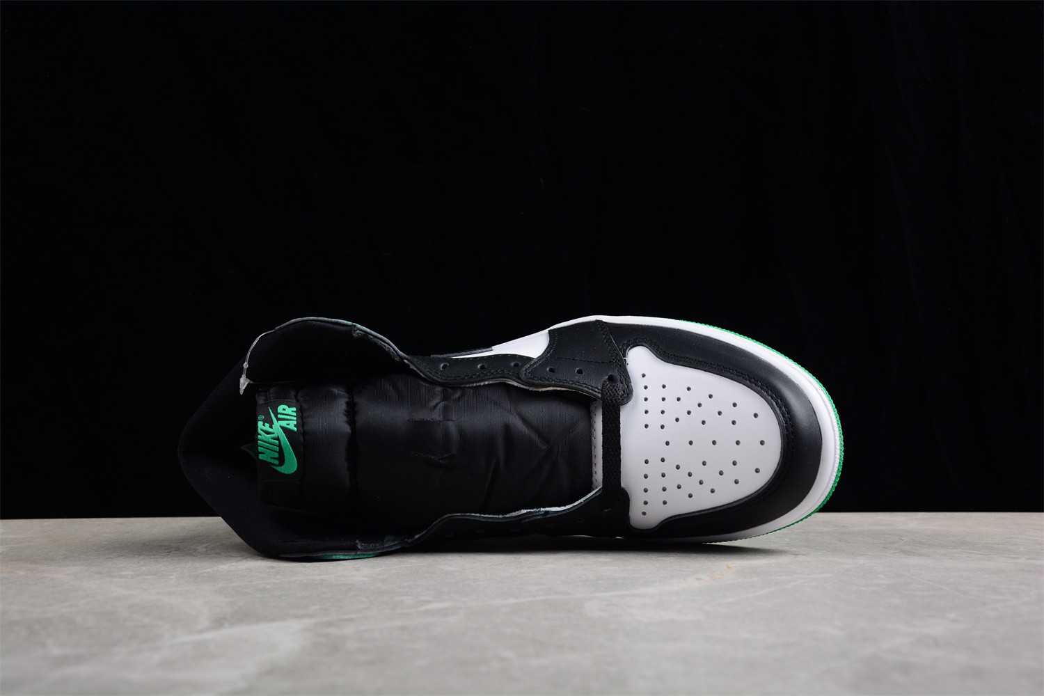 Air Jordan 1 Retro High OG Lucky Green  DZ5485-031