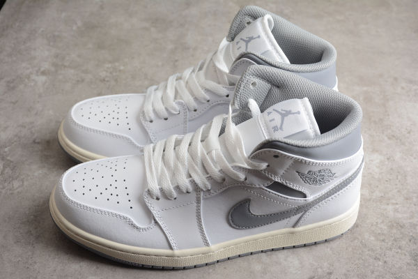 Air Jordan 1 Mid Neutral Grey 554724-135