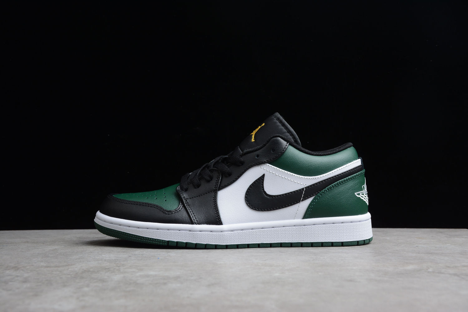 Jordan 1 Low Pine Green 553558-371