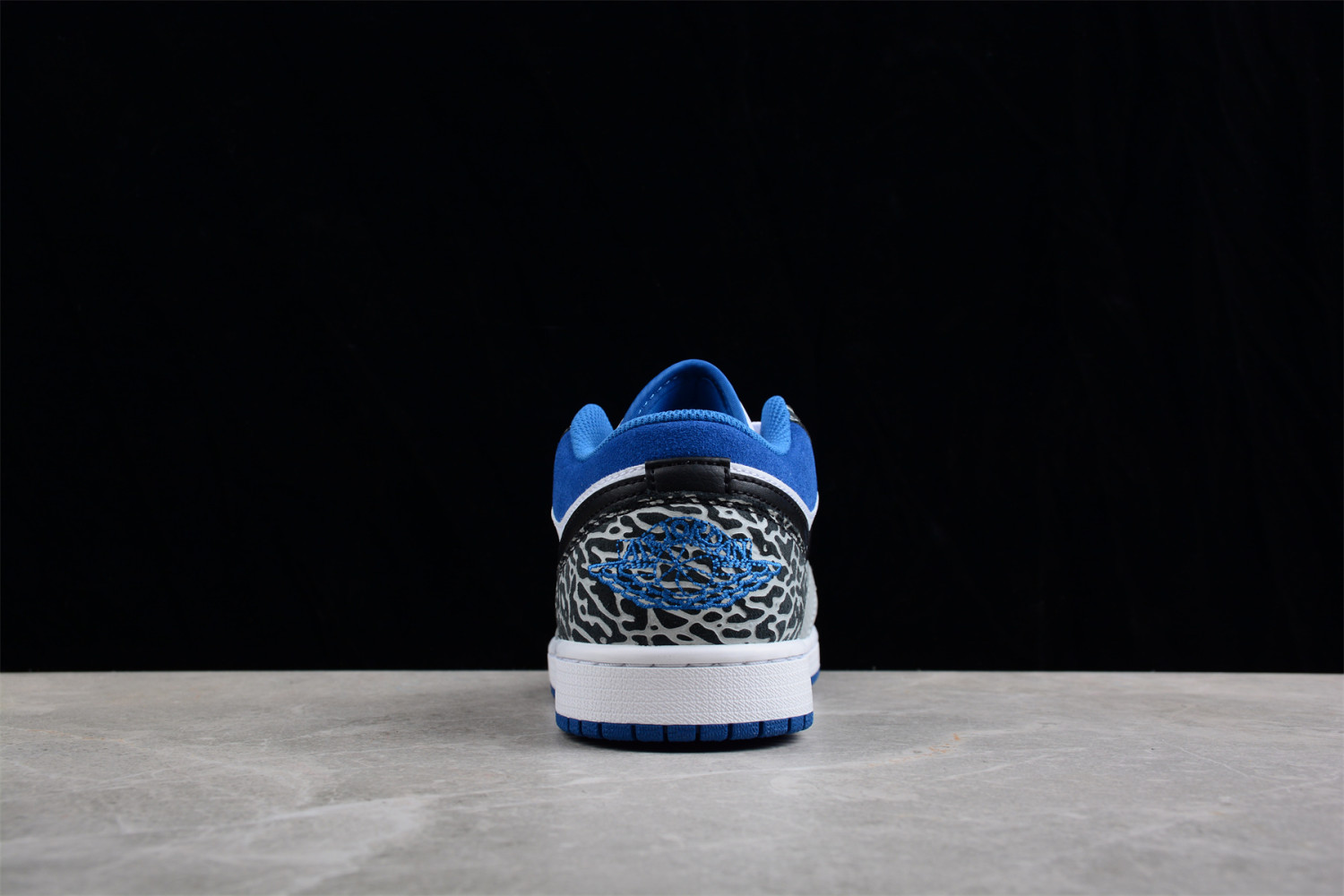 Jordan 1 Low SE True Blue DM1199-140