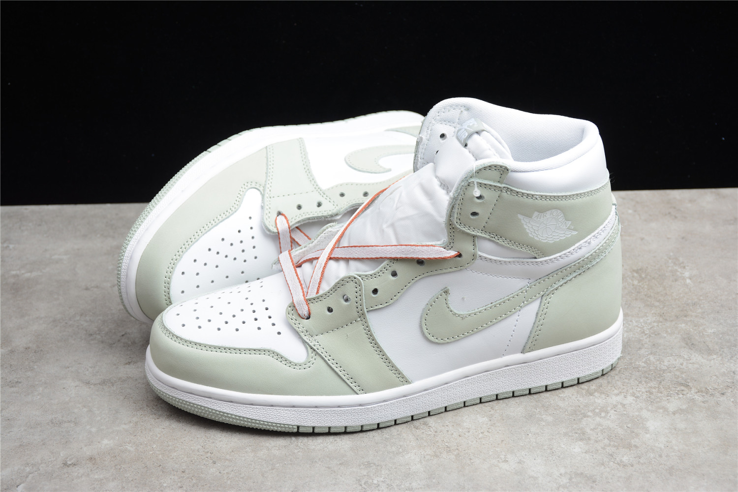 Jordan 1 Retro High OG Seafoam (W) CD0461-002