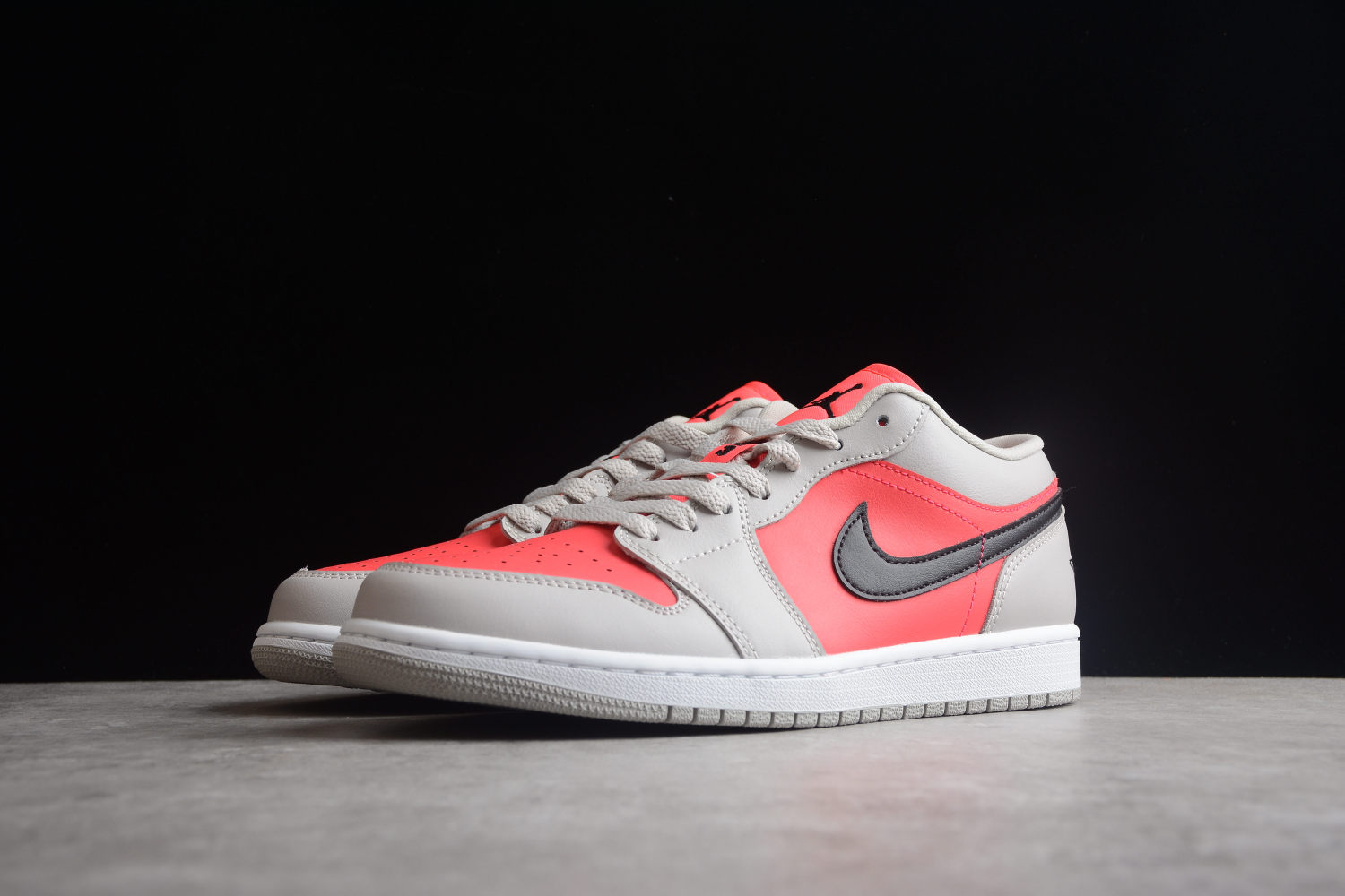 Jordan 1 Retro Low Light Iron Ore Siren Red (W) DC0774-060