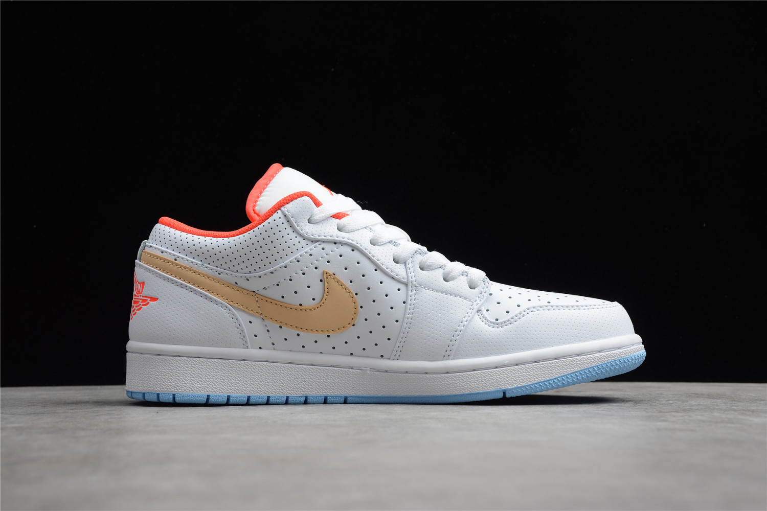 Jordan 1 Low SE White Sesame (W) DC9509-100