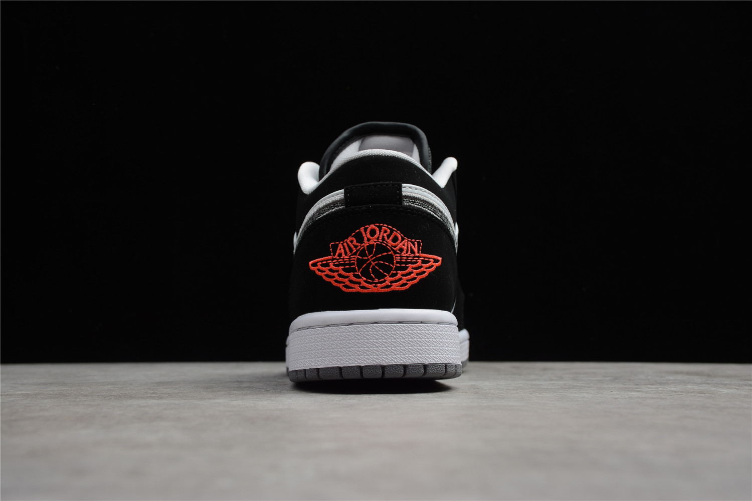 Jordan 1 Low Black White Wolf Grey Infrared 23 553558-029