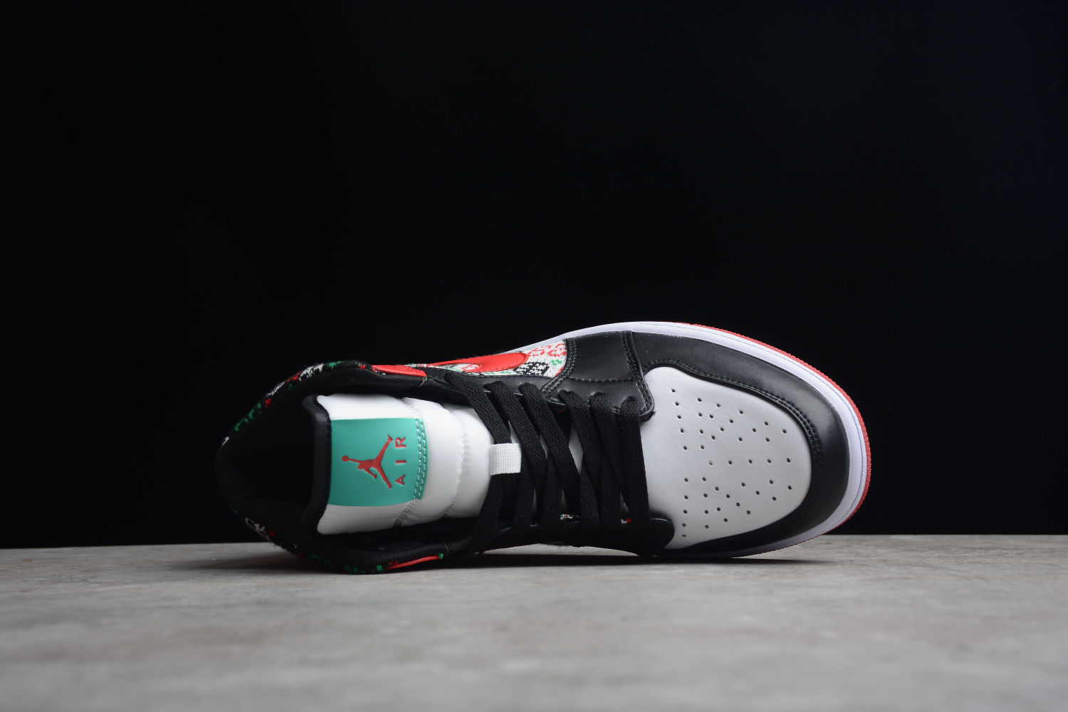 Jordan 1 Mid SE Ugly Christmas Sweater (GS) DM1208-150