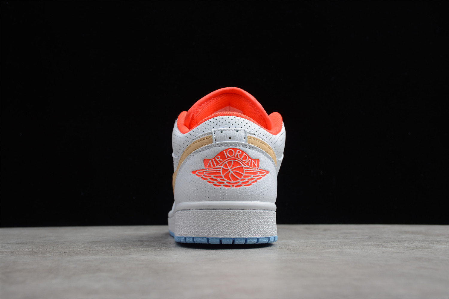 Jordan 1 Low SE White Sesame (W) DC9509-100