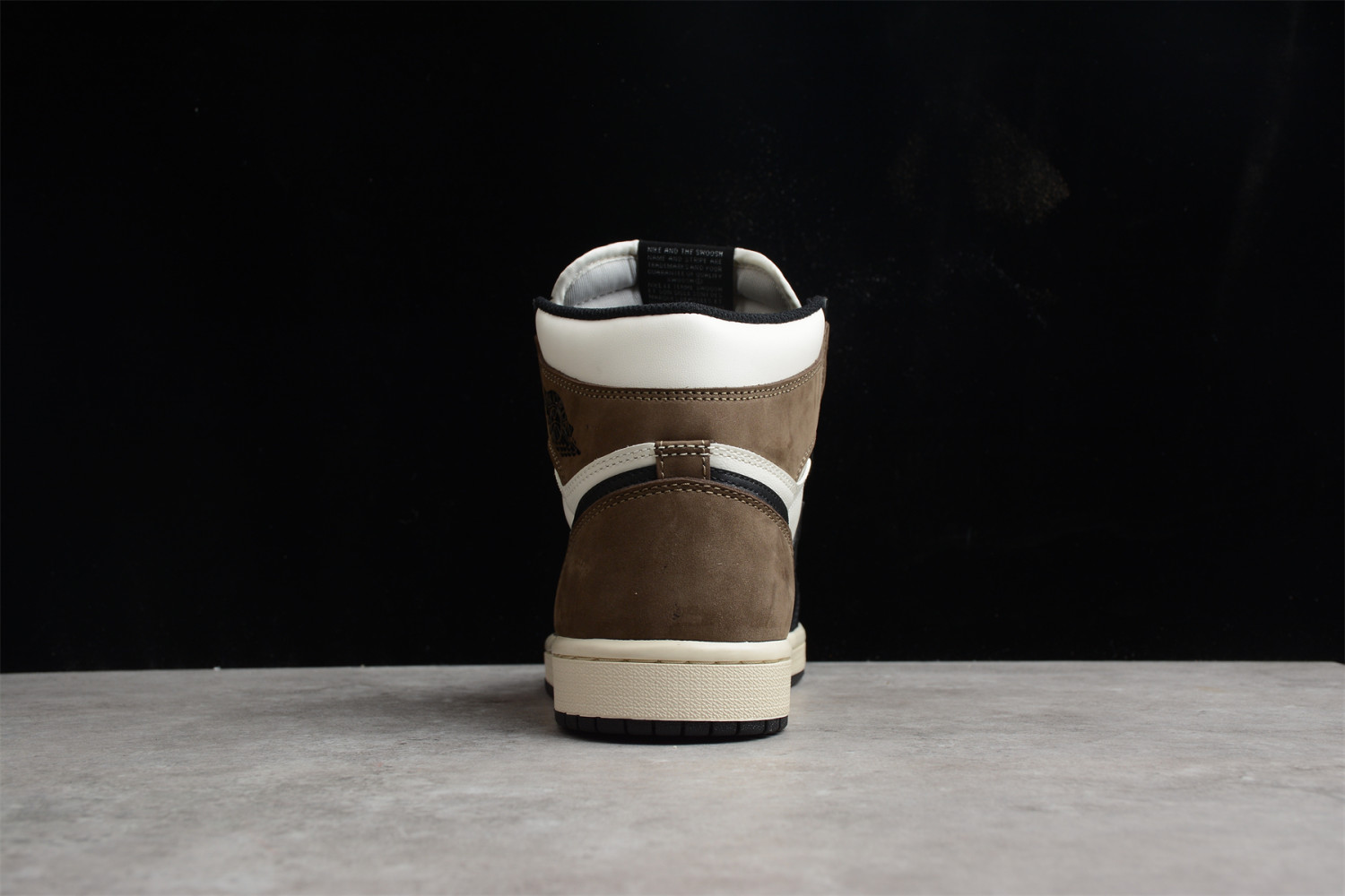 Jordan 1 Retro High Dark Mocha 555088-105