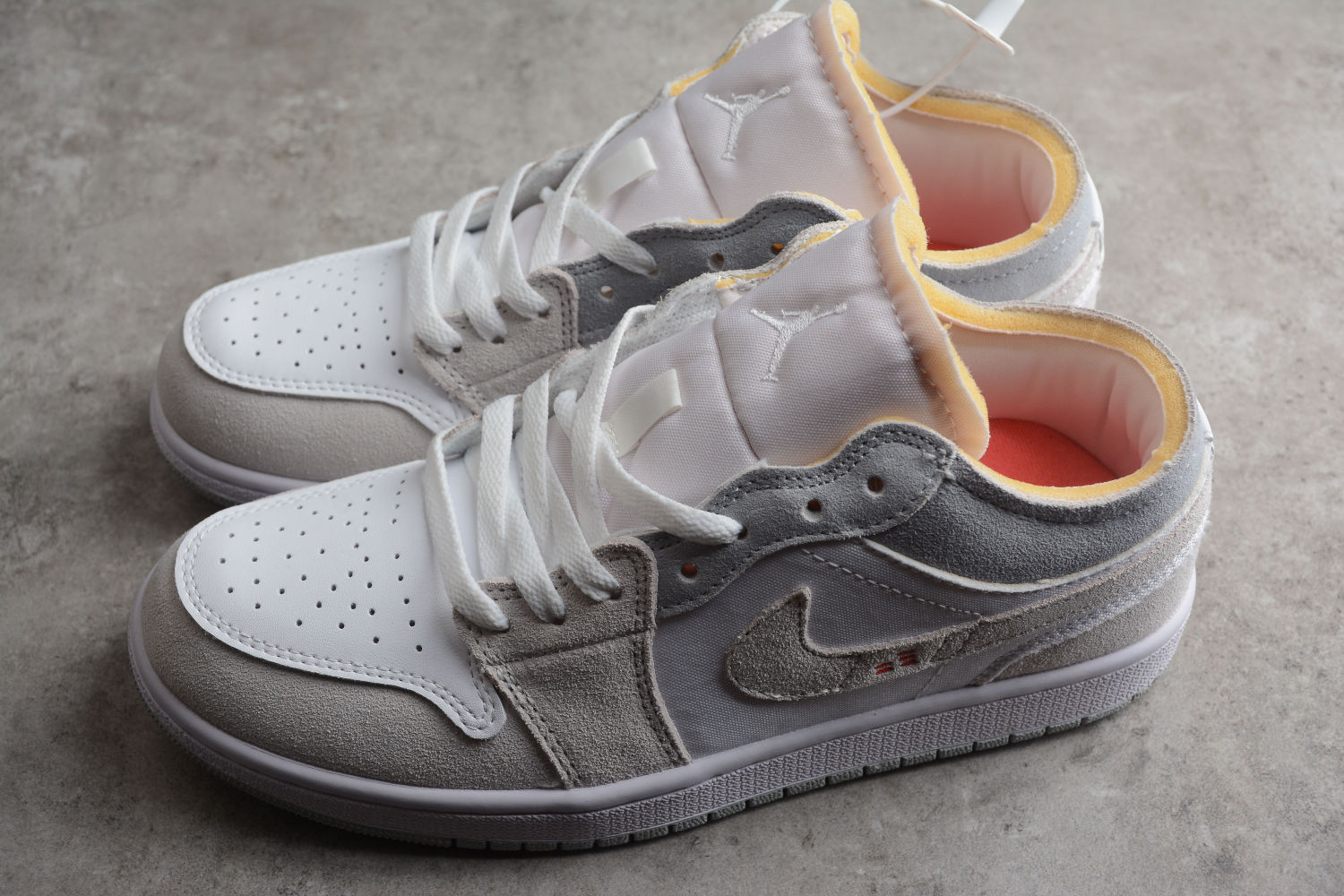 Jordan 1 Low Inside Out White Phantom DN1635-100