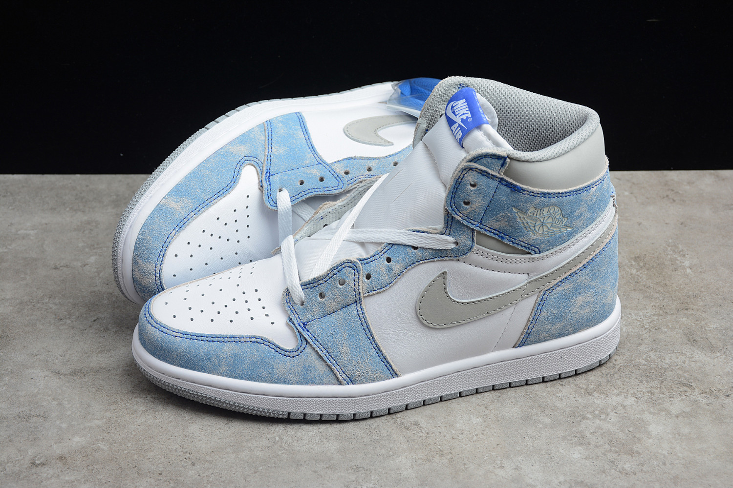 Jordan 1 Retro High Hyper Royal Smoke Grey (GS) 575441-402
