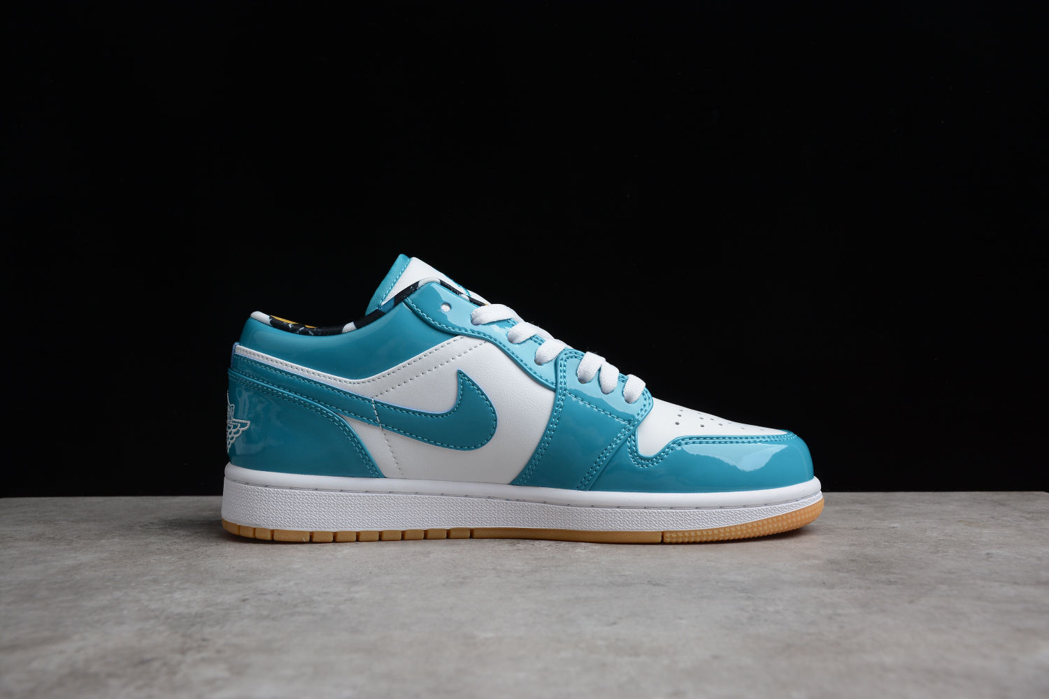 Jordan 1 Low SE Barcelona Cyber Teal DC6991-400