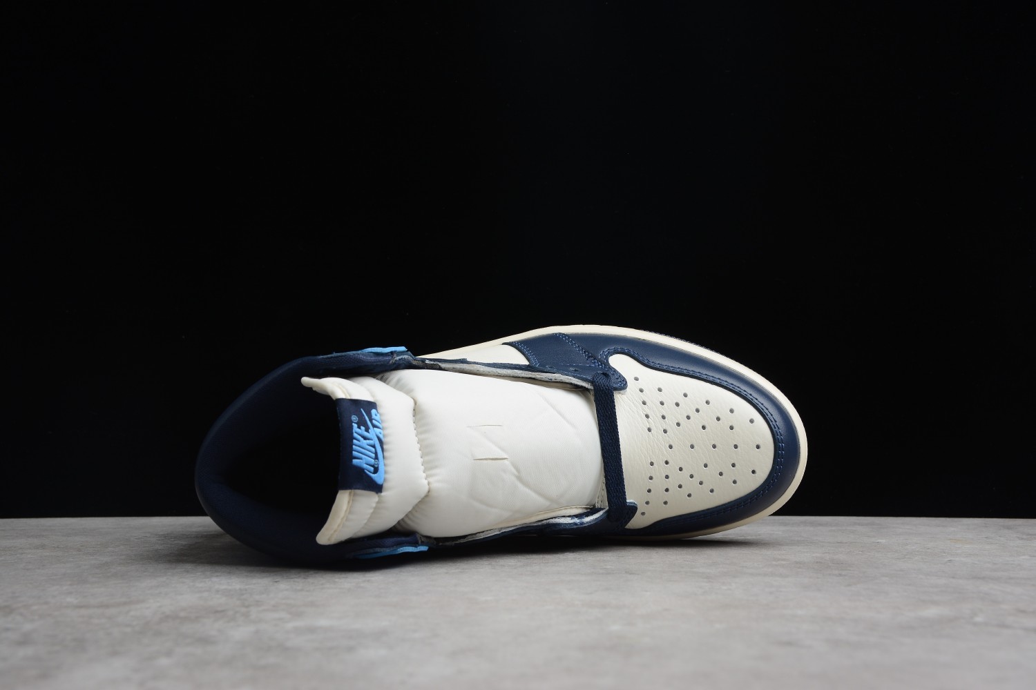 Jordan 1 Retro High Obsidian UNC 555088一140