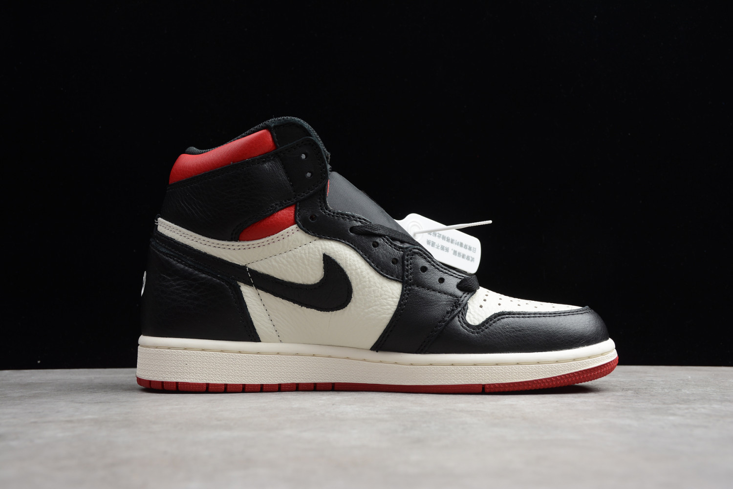 Jordan 1 Retro High Not for Resale Varsity Red 861428-10615