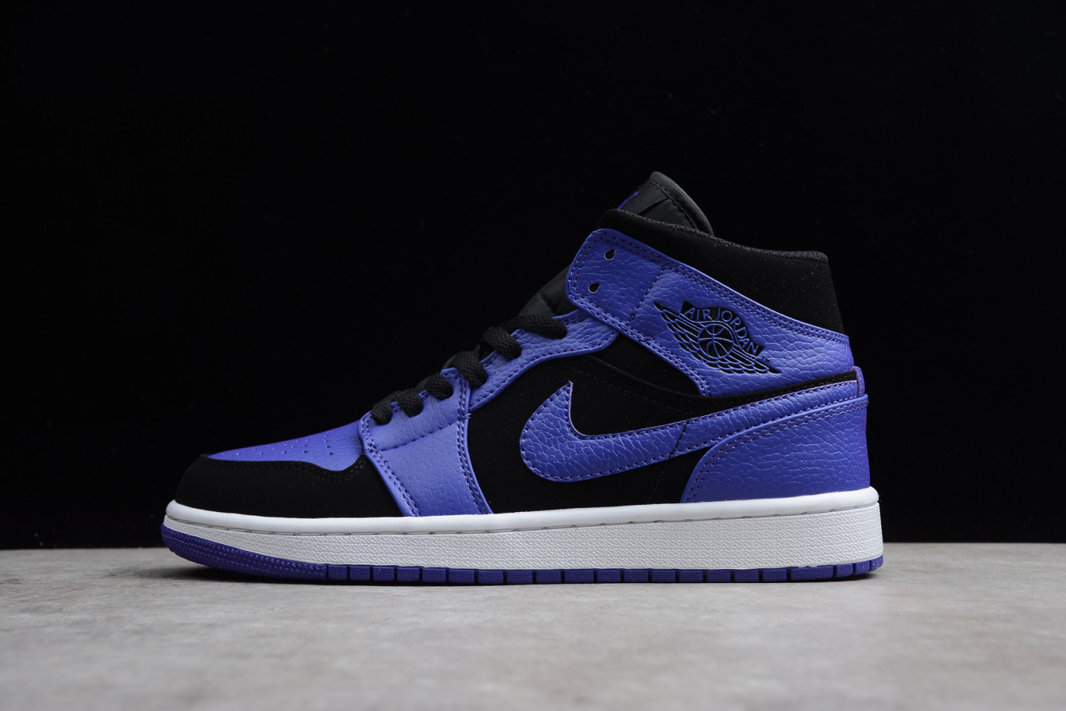 Jordan 1 Mid Black Dark Concord 554724-051