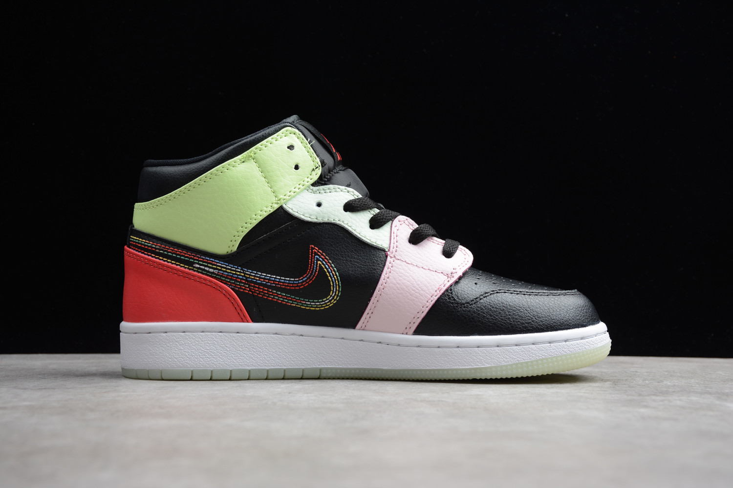 Jordan 1 Mid Glow-In-The-Dark (GS) AV5174-076