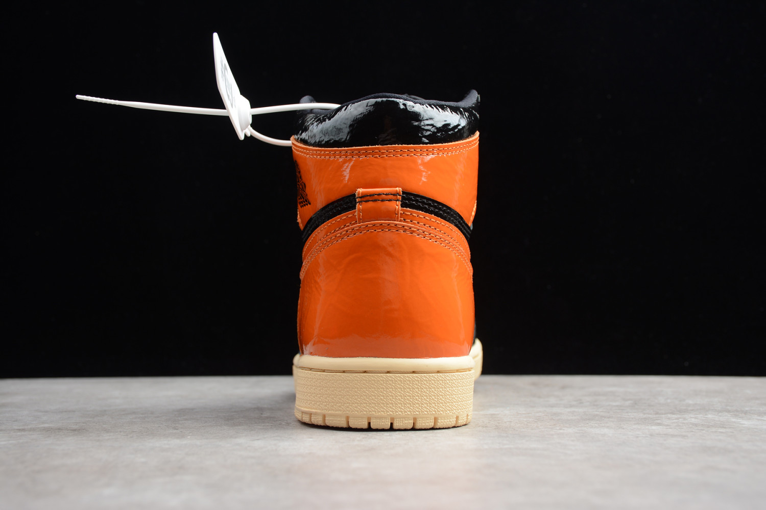 Jordan 1 Retro High Shattered Backboard 3.0 555088-028