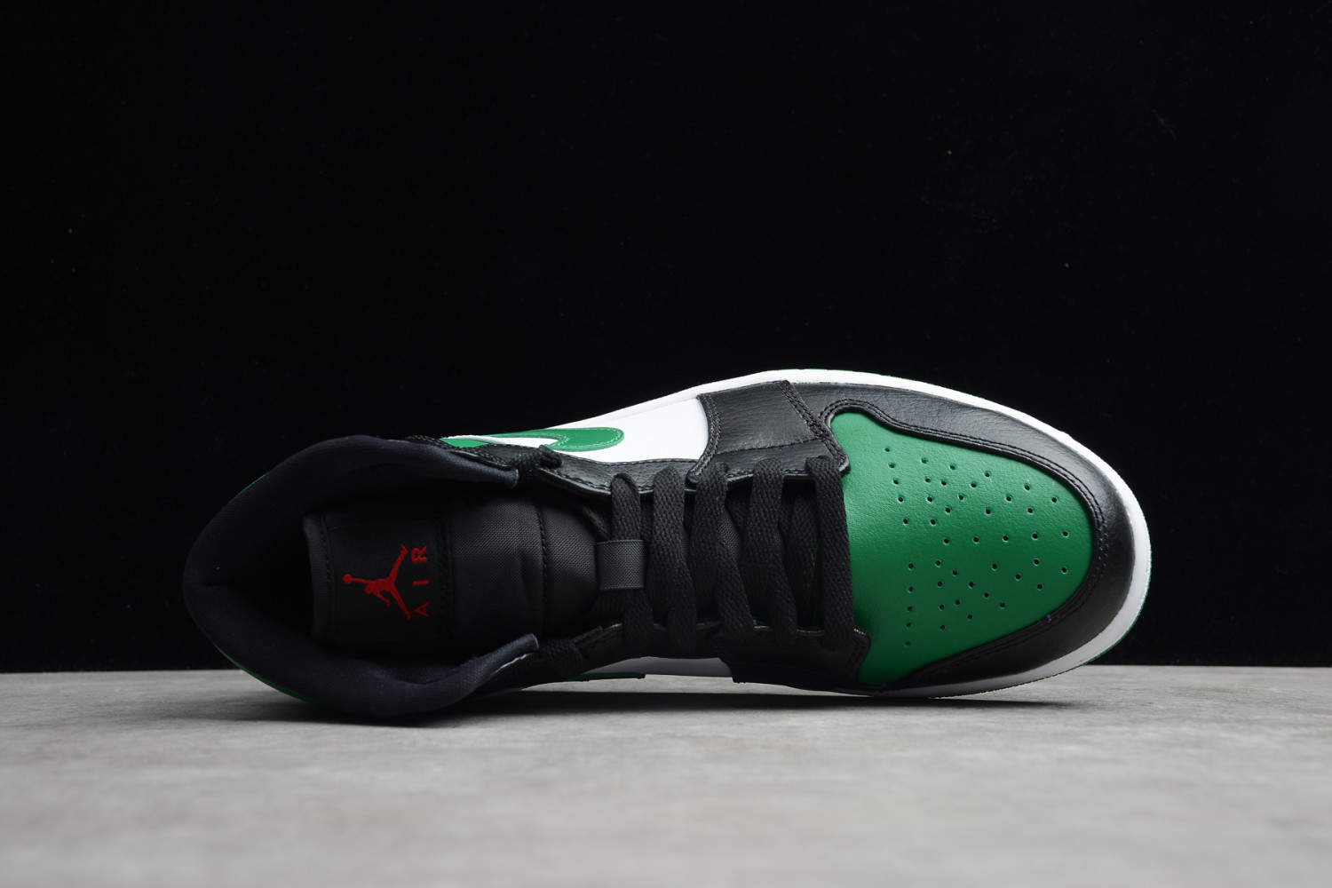 Jordan 1 Mid Green Toe 554724-067