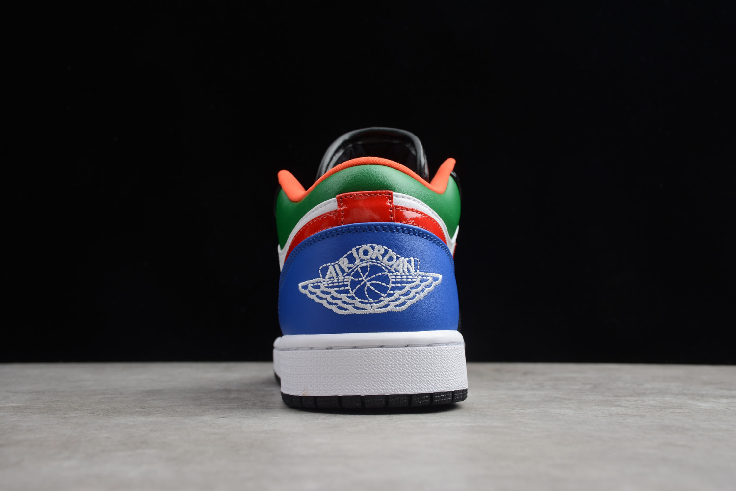 Jordan 1 Low Multi-Color Black Toe (W) CZ4776-101