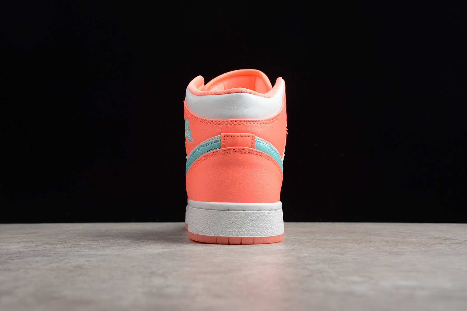 Jordan 1 Mid Crimson Pulse (GS) 555112-814