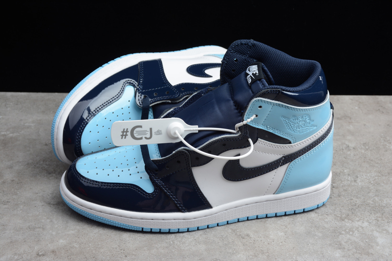 Jordan 1 Retro High UNC Patent (W) CD0461-401