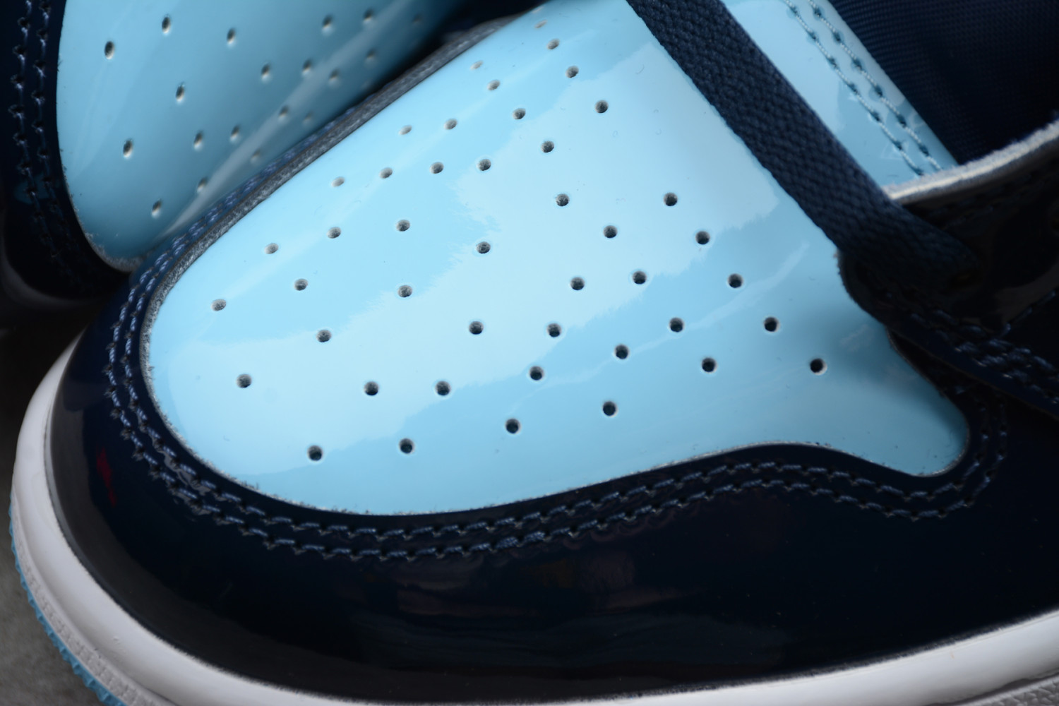 Jordan 1 Retro High UNC Patent (W) CD0461-401