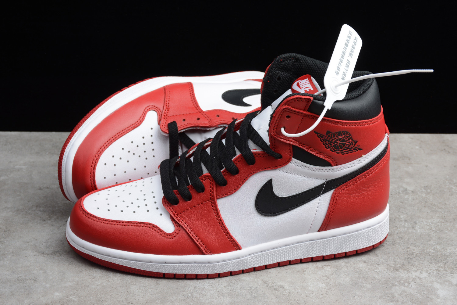 Jordan 1 Retro Chicago (2015) 555088-101