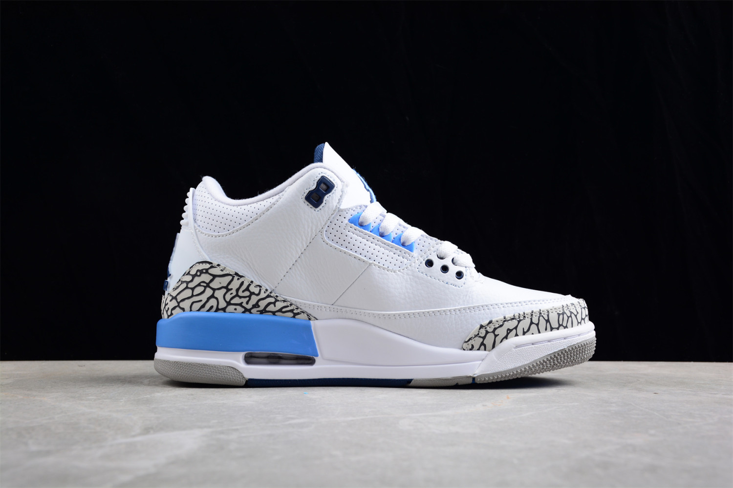 Jordan 3 Retro UNC (2020) CT8532-104