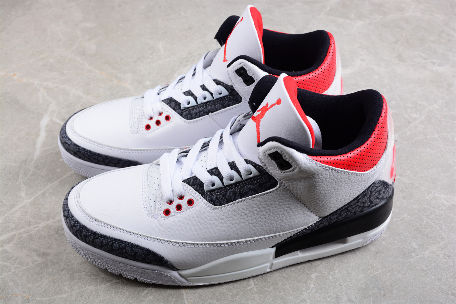 Jordan 3 Retro SE Fire Red Denim (2020) CZ6431-100