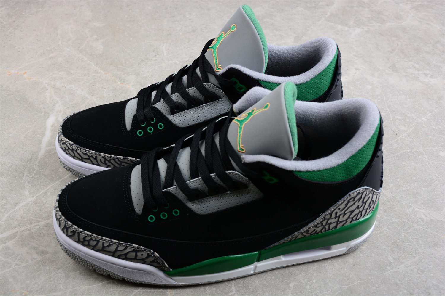 Jordan 3 Retro Pine Green CT8532-030