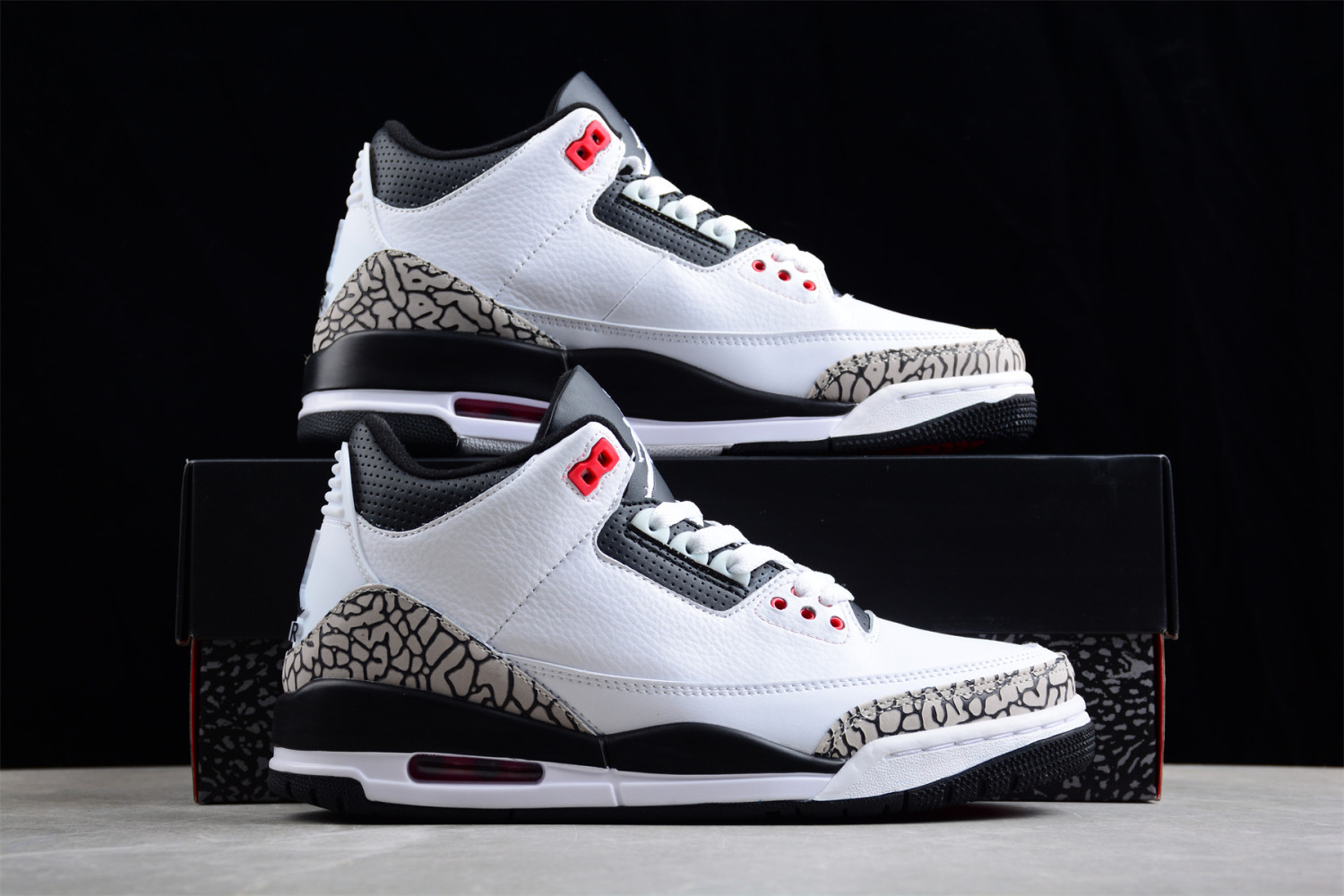 Jordan 3 Retro Infrared 23 136064-123
