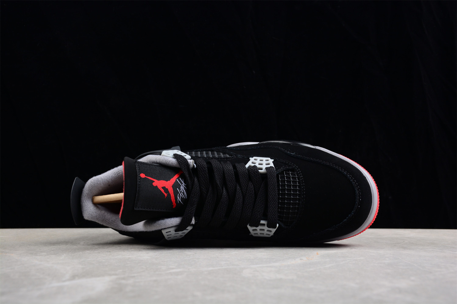Jordan 4 Retro Bred (2019) 308497-060