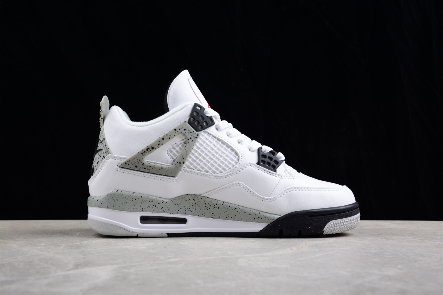 Jordan 4 Retro White Cement (2016) 840606-192