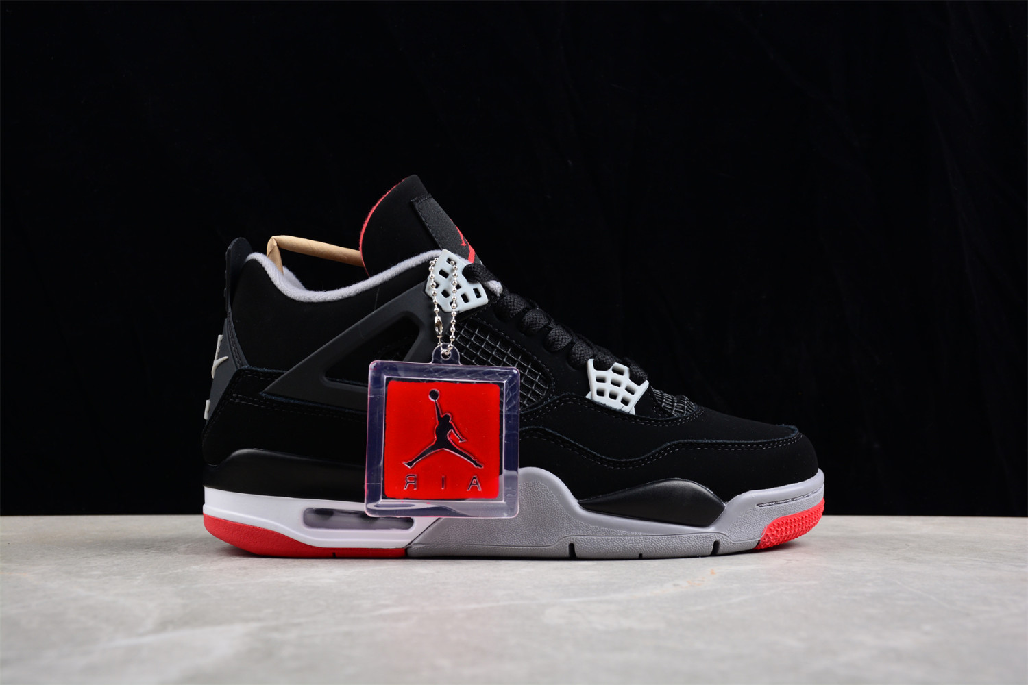 Jordan 4 Retro Bred (2019) 308497-060