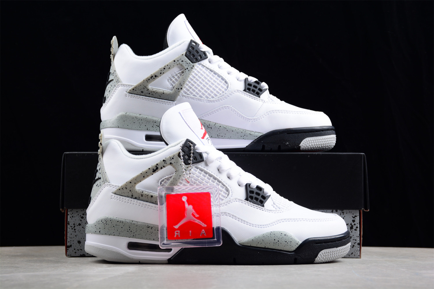 Jordan 4 Retro White Cement (2016) 840606-192