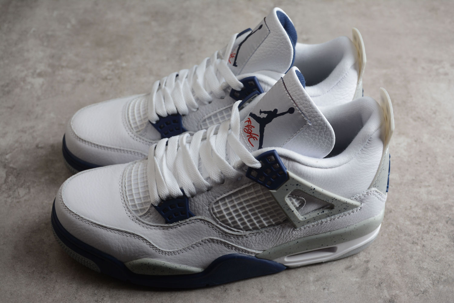 Jordan 4 Retro Midnight Navy DH6927-140
