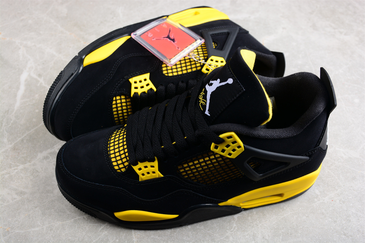 Air Jordan 4 Retro 
