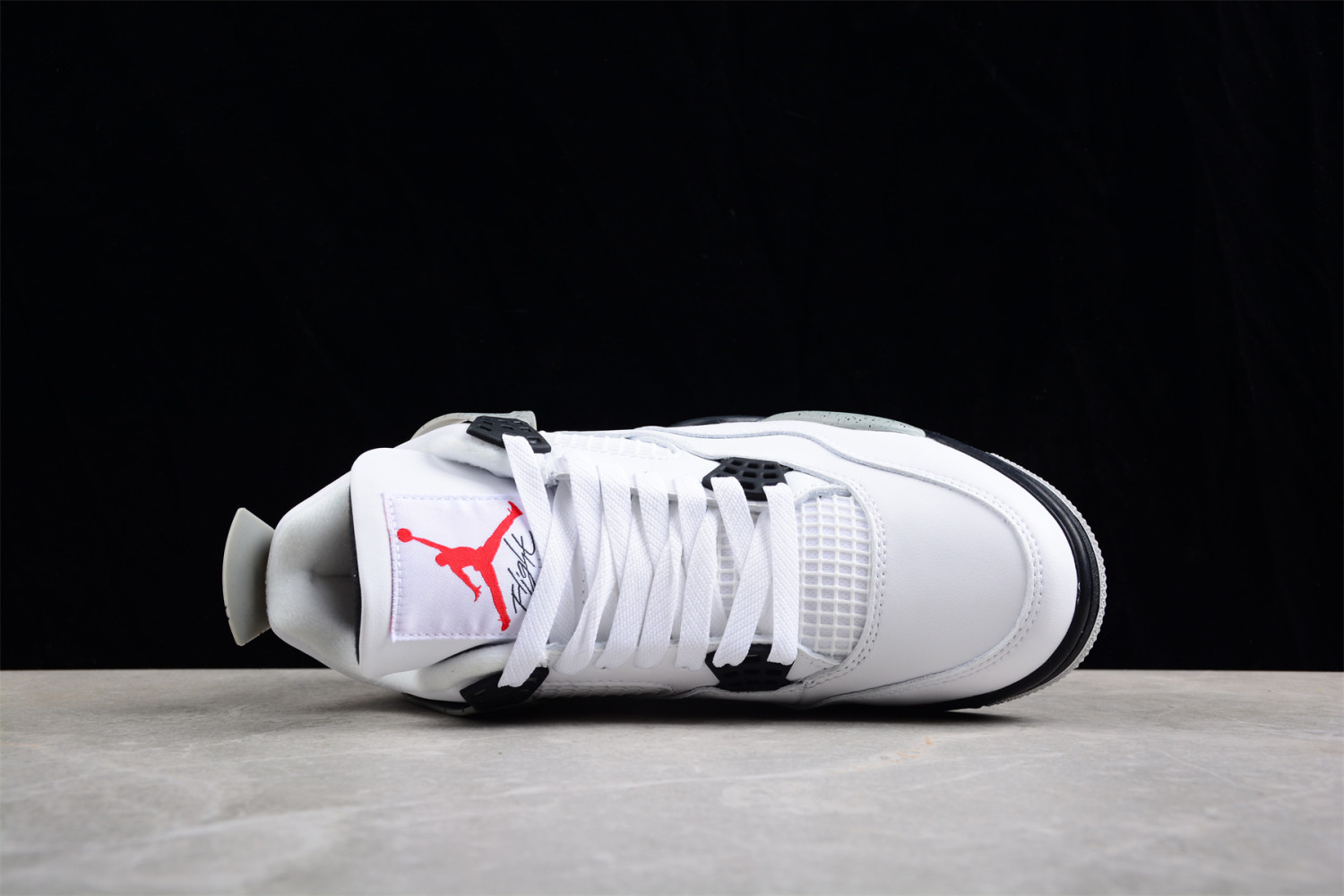 Jordan 4 Retro White Cement (2016) 840606-192